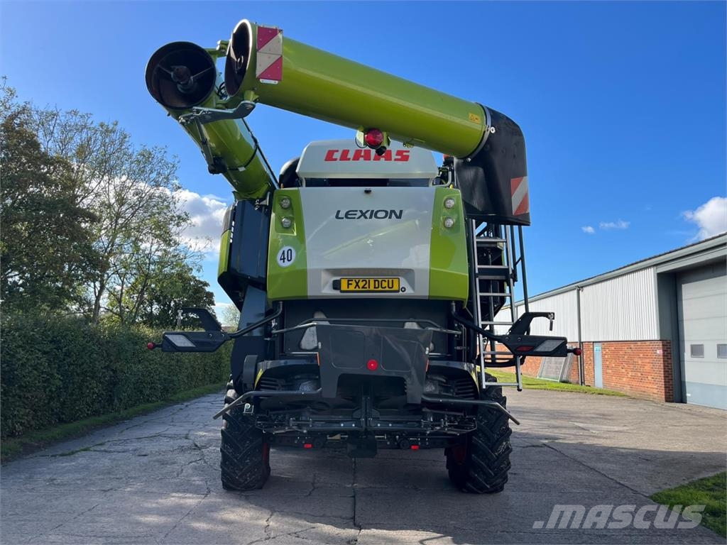 CLAAS LEXION 8700TT C/W CF1230 CONVIO FLEX CUTTERBAR (59 حصادات