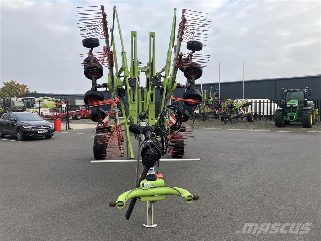 CLAAS LINER 2800 Ranghinatori