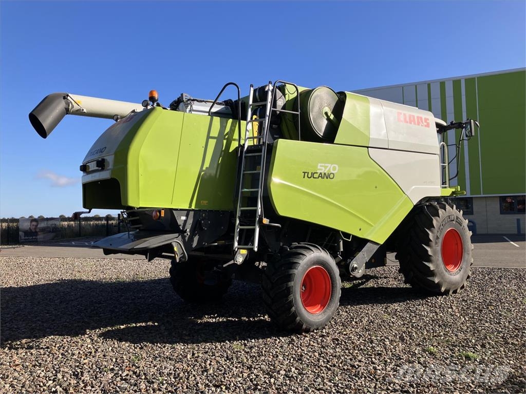 CLAAS TUCANO 570 Maaidorsmachines