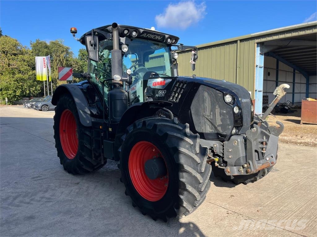 CLAAS ARION 660 CMATIC CEB Traktory