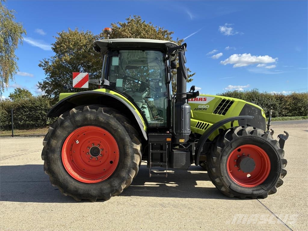 CLAAS ARION 660 CMATIC CEB Tracteur