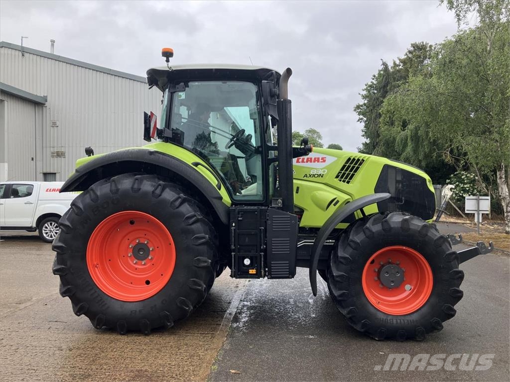 CLAAS AXION 830 Tractors