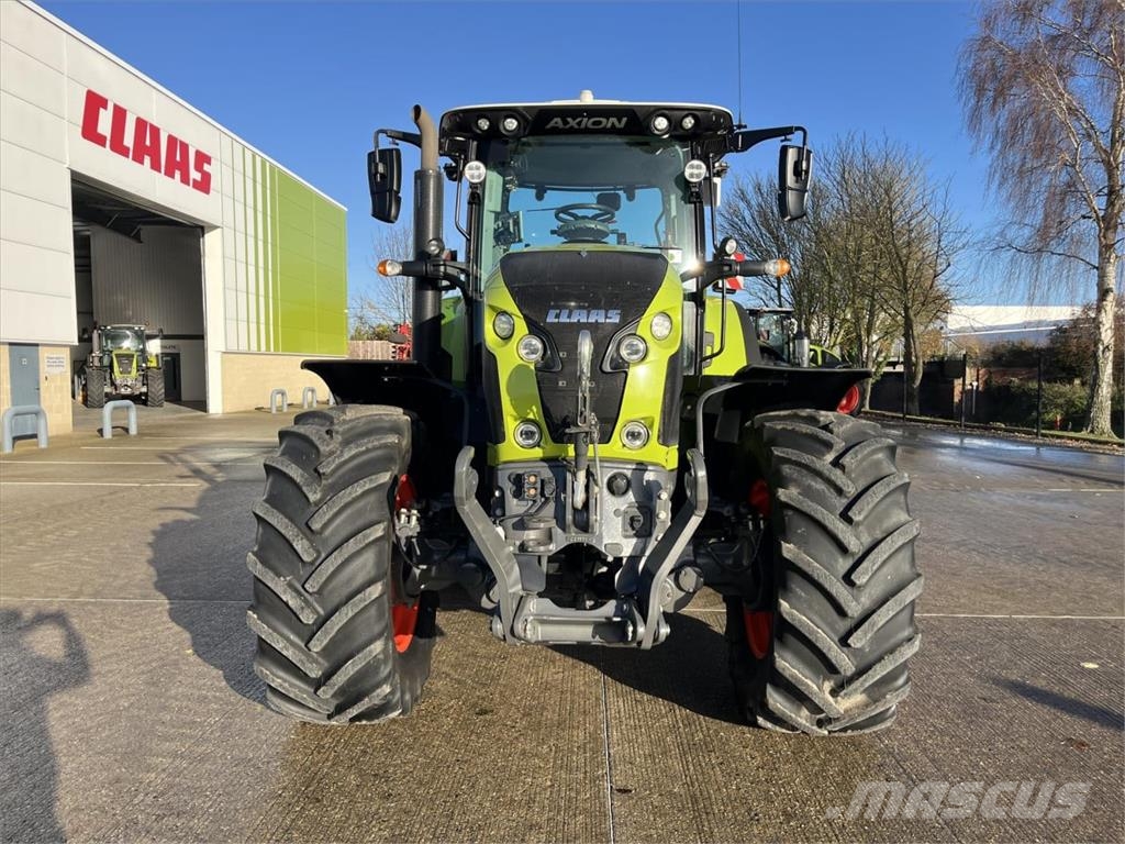 CLAAS AXION 830 CMATIC Traktorit