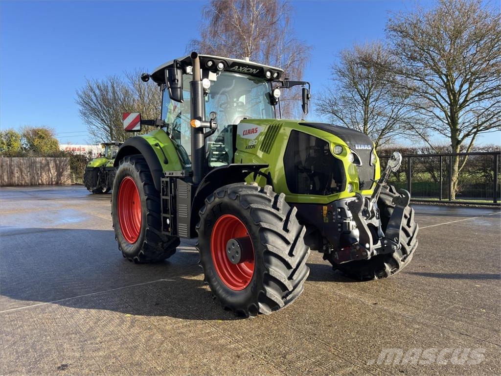 CLAAS AXION 830 CMATIC Traktorit