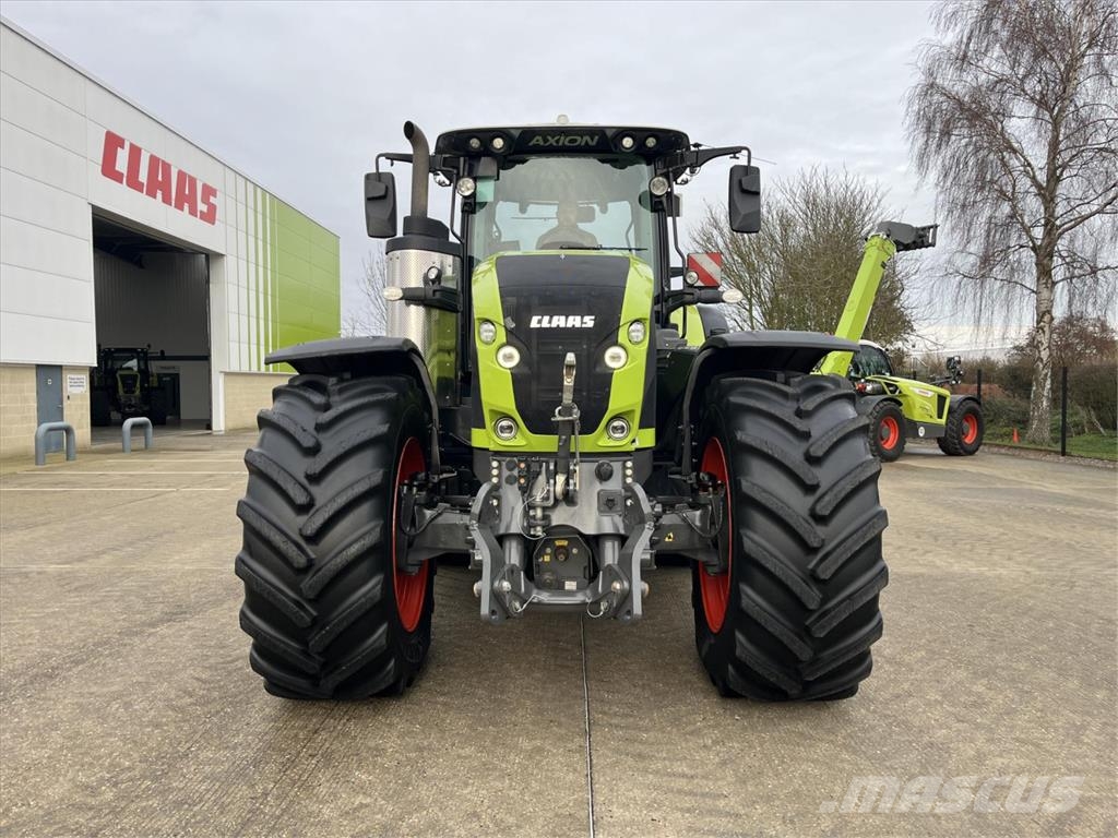 CLAAS AXION 920 CMATIC Ciągniki rolnicze