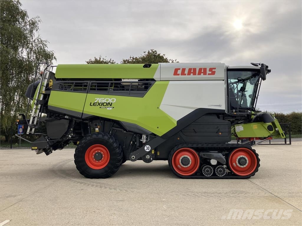 CLAAS LEXION 7600 TT Kombajni