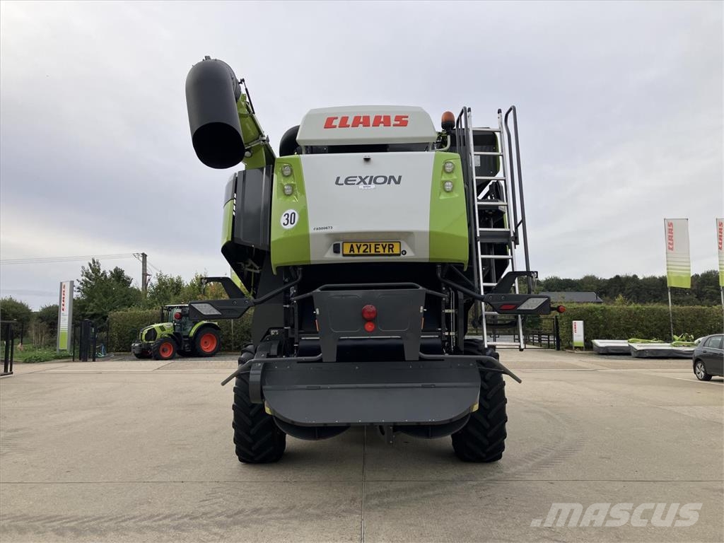 CLAAS LEXION 7600 TT Mietitrebbiatrici