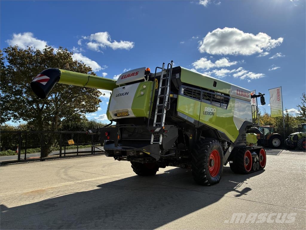 CLAAS LEXION 8800 TT Mähdrescher