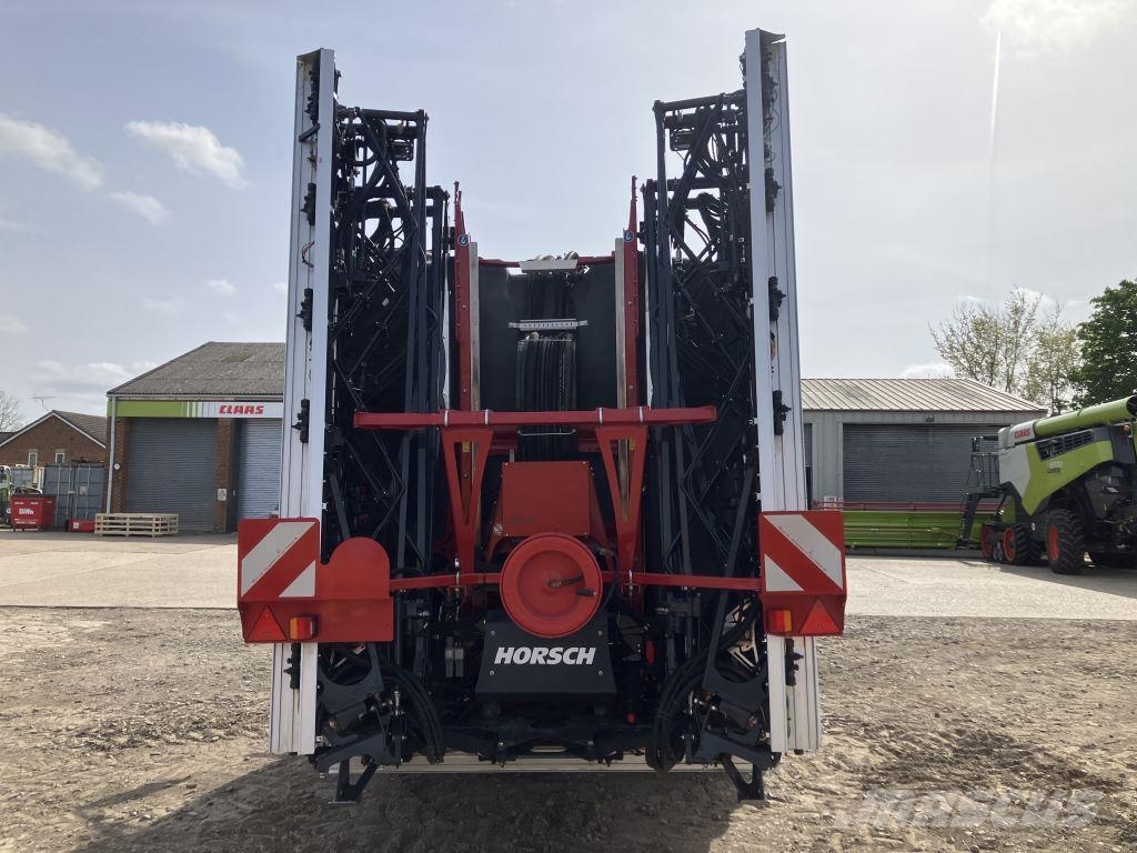 Horsch 2.2 CS CROP SPRAYER and LEEB FT1.8 Anhängespritzen