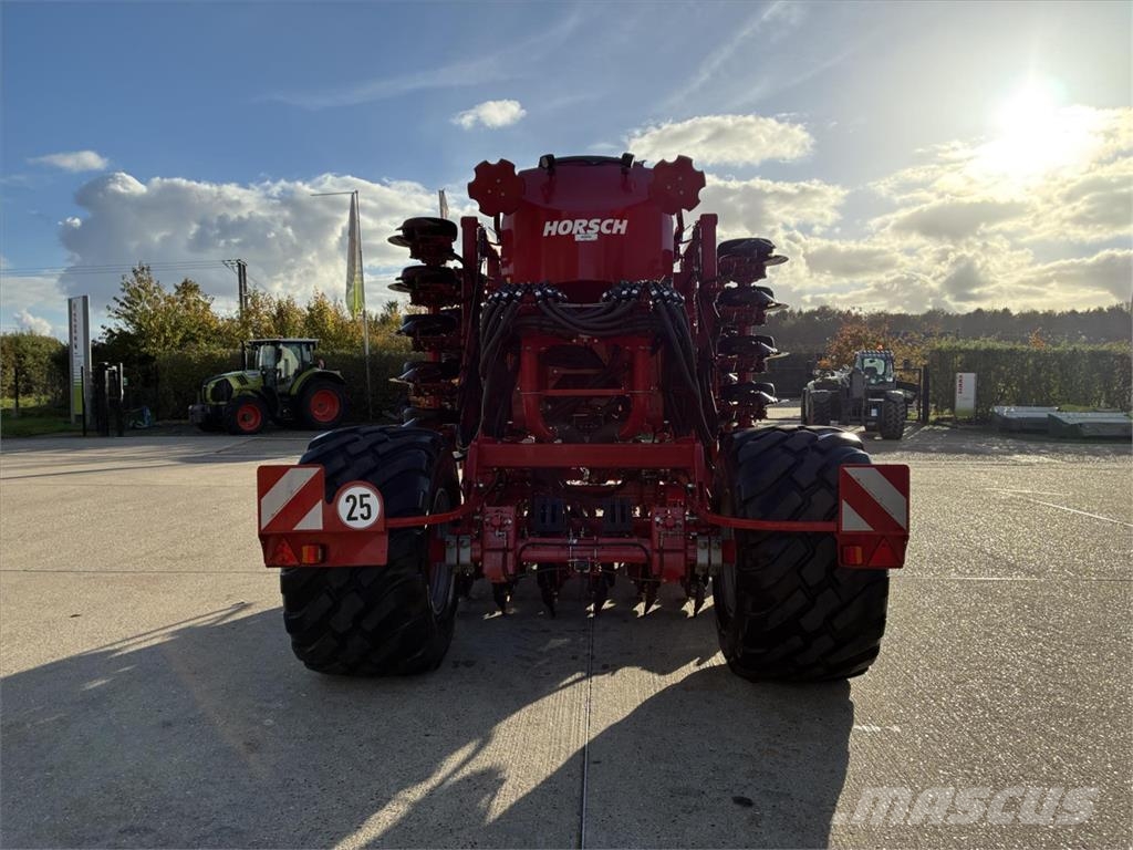 Horsch AVATAR 6.16 SD ماكينات وملحقات زراعة أخرى