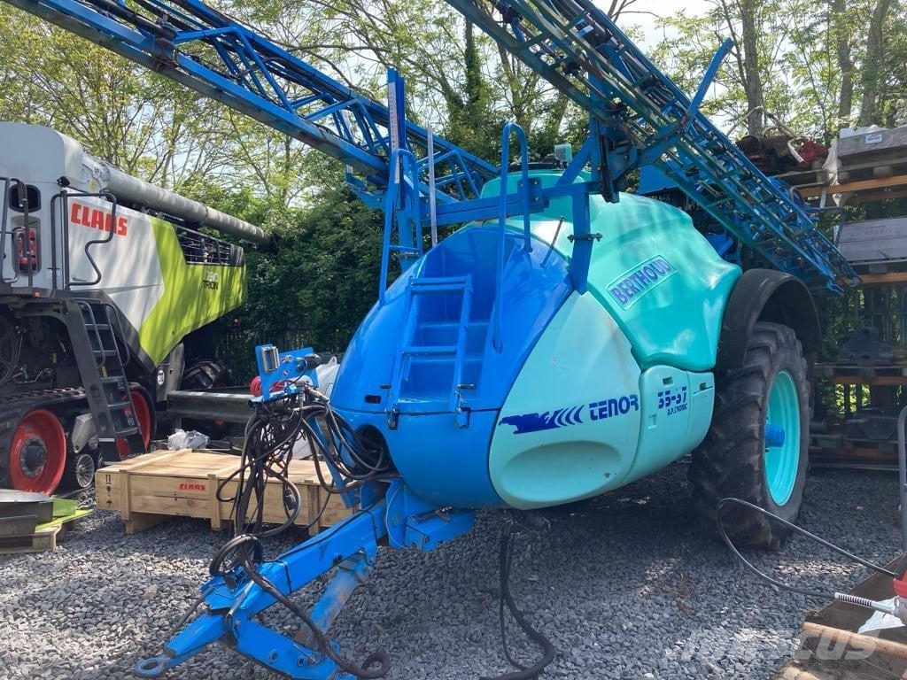 Berthoud 4000 L SPRAYER Pulverizadores arrastrados