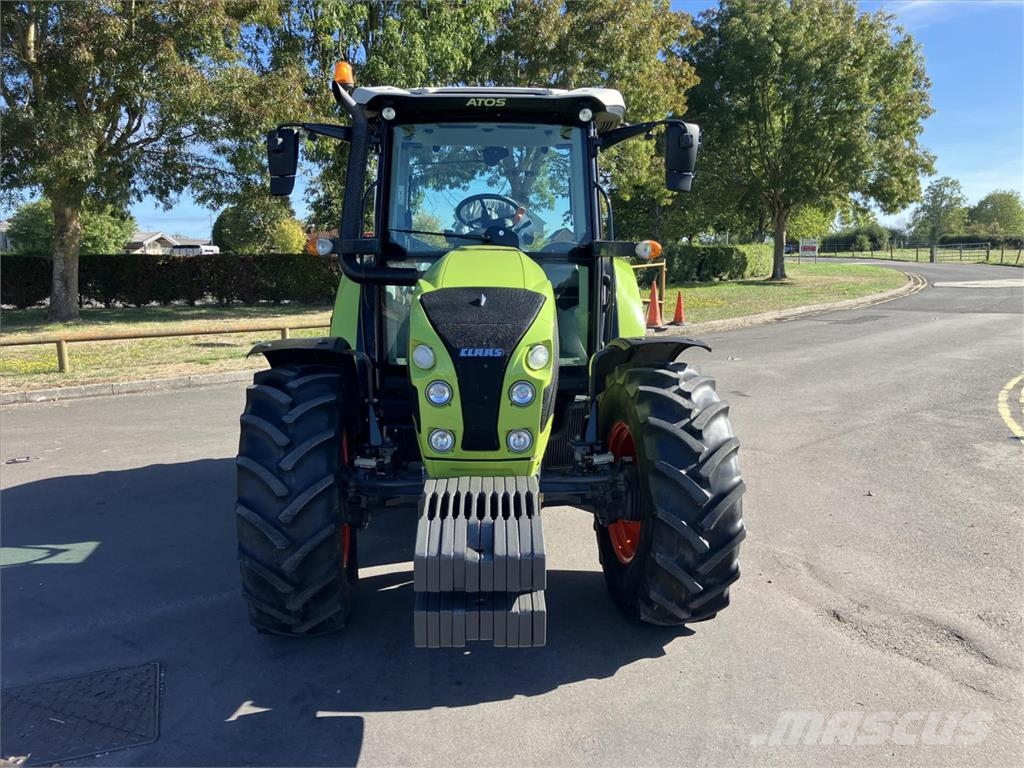 CLAAS ATOS 340 CX الجرارات