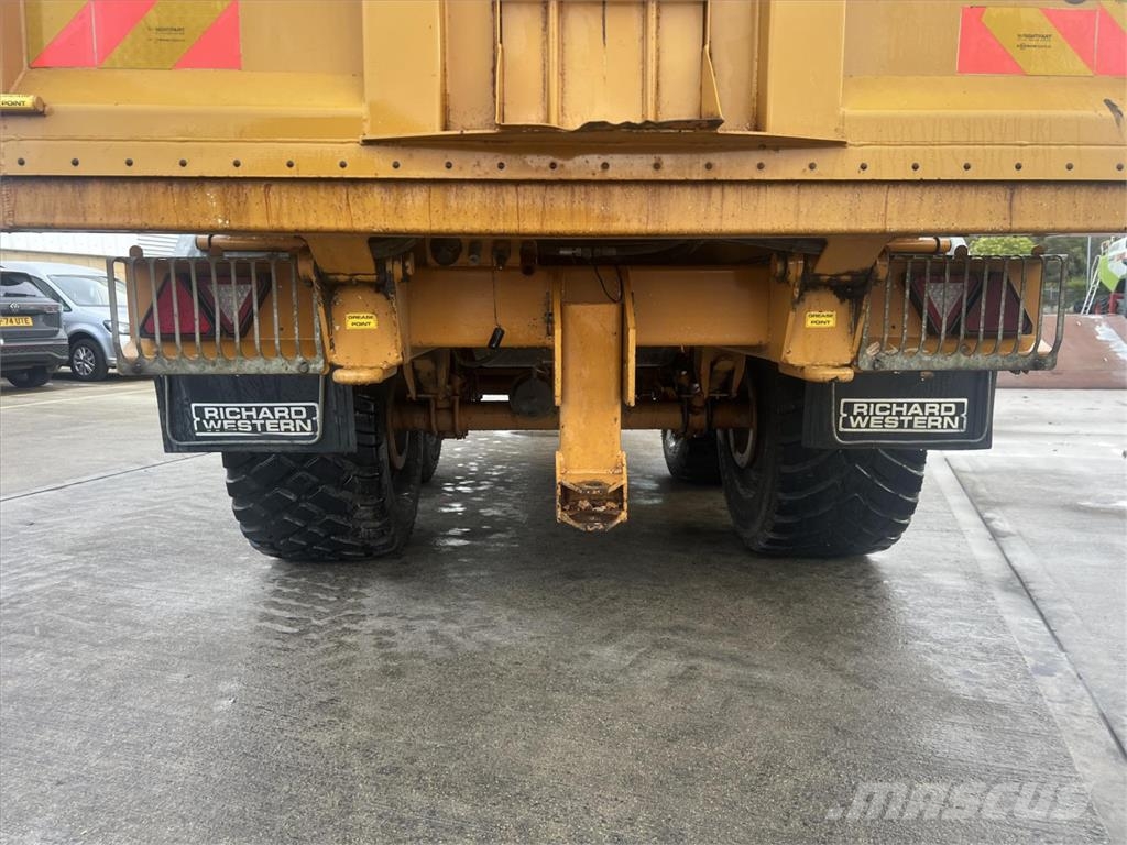 Richard Western SF16 TRAILER 其他拖车