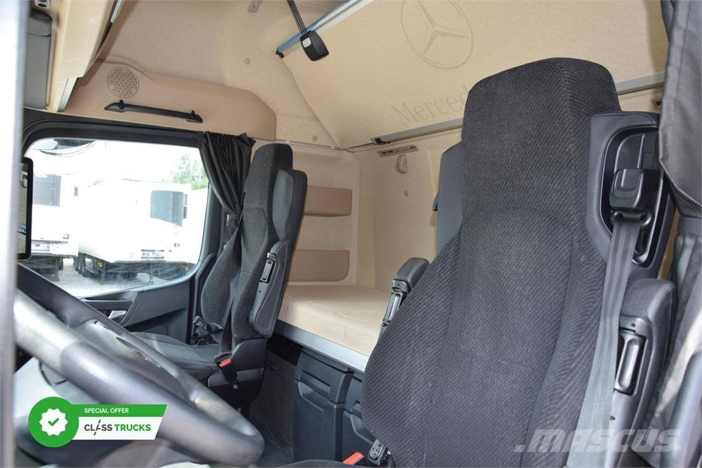 Mercedes-Benz Actros 5 1845 BigSpace MirrorCam Nyergesvontatók