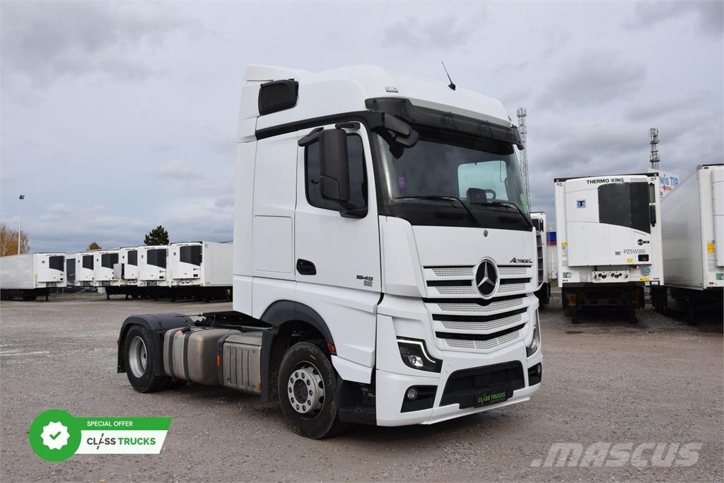 Mercedes-Benz Actros 5 1845 BigSpace وحدات الجر