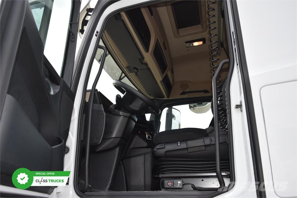 Mercedes-Benz Actros 5 1845 BigSpace وحدات الجر