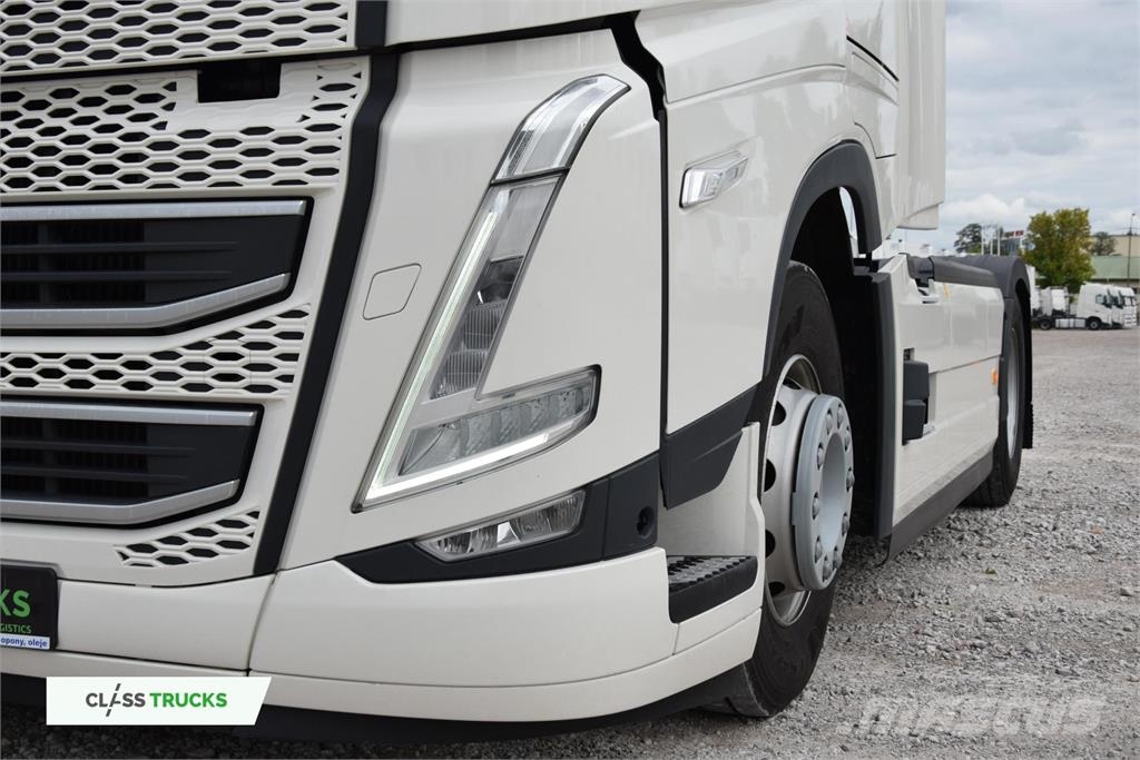 Volvo FH 460 Globetrotter XL i-Save Side Skirts Naudoti vilkikai