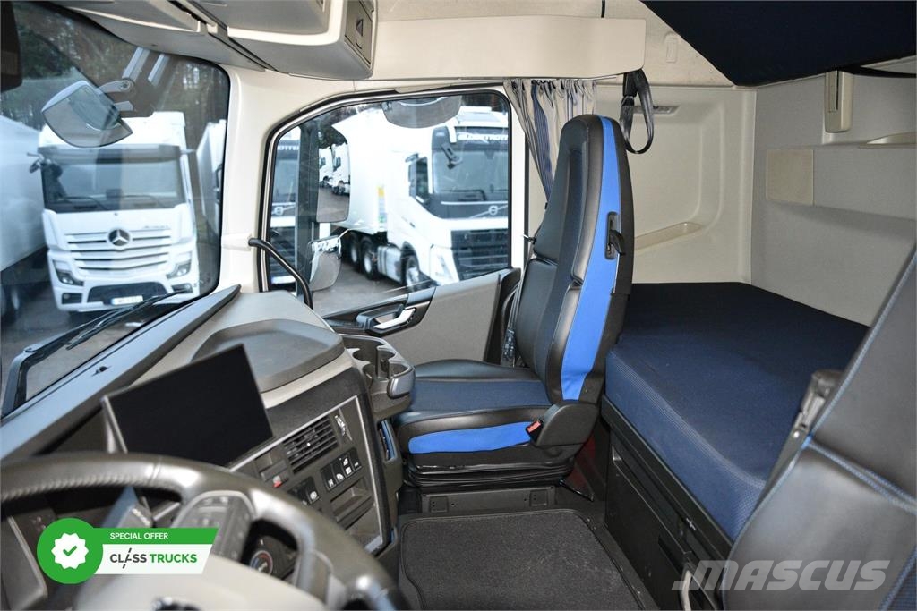 Volvo FH 500 Globetrotter XL Vetopöytäautot