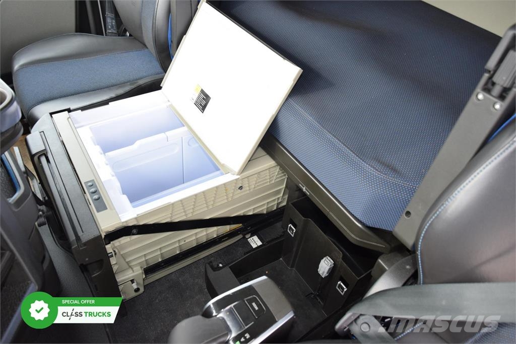 Volvo FH 500 Globetrotter XL I-ParkCool Adaptive cruise Cavalos mecânicos
