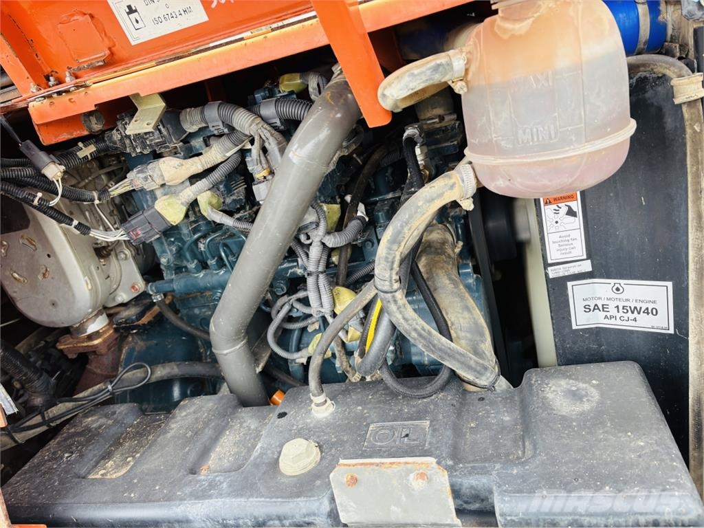 Ausa D600 APG عربات نقل قلابة للمواقع