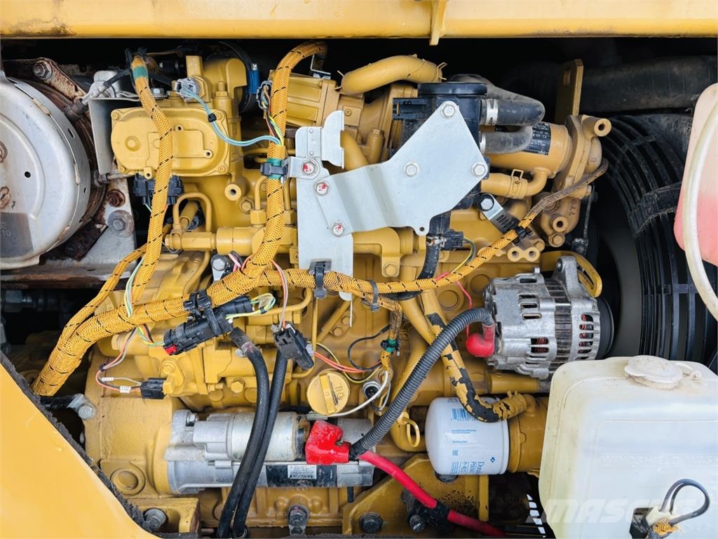 CAT 308E2CR Escavadeiras Midi 7t - 12t