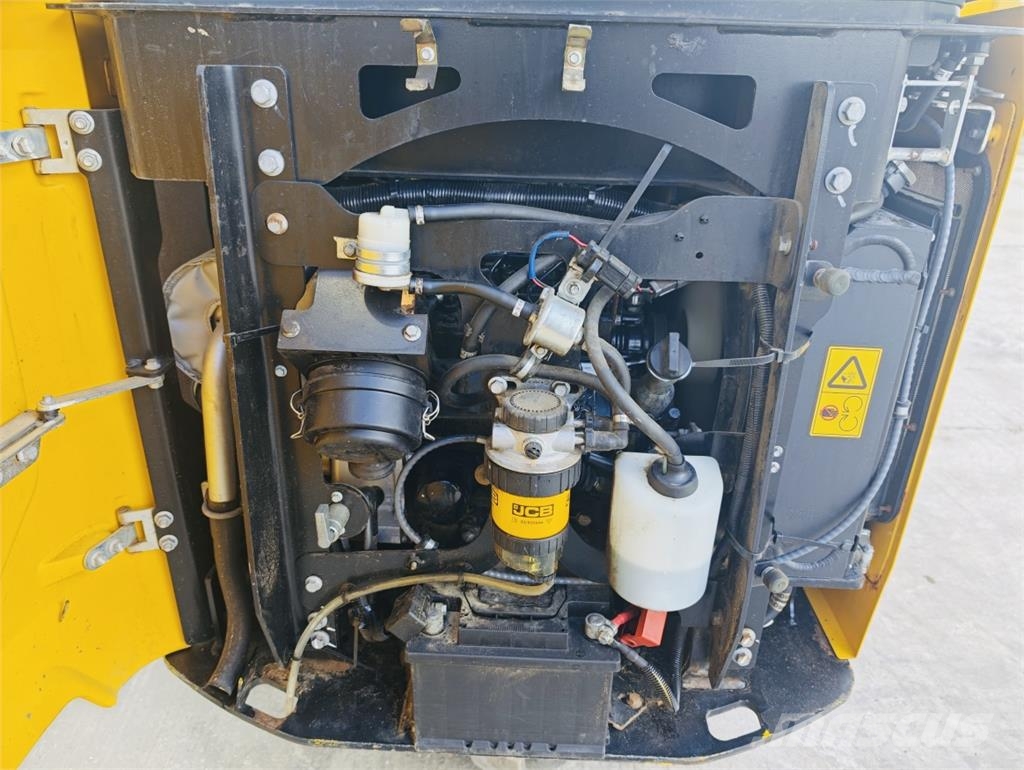 JCB 15C-1 Sonstige Baumaschinen