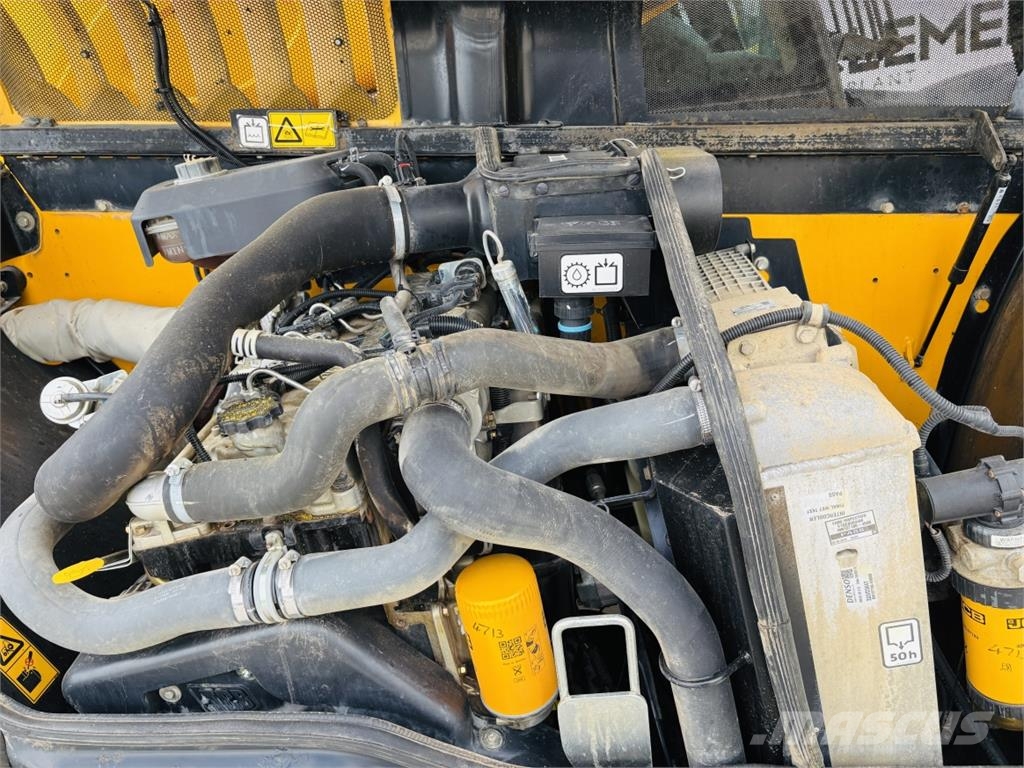 JCB 533-105 Otros