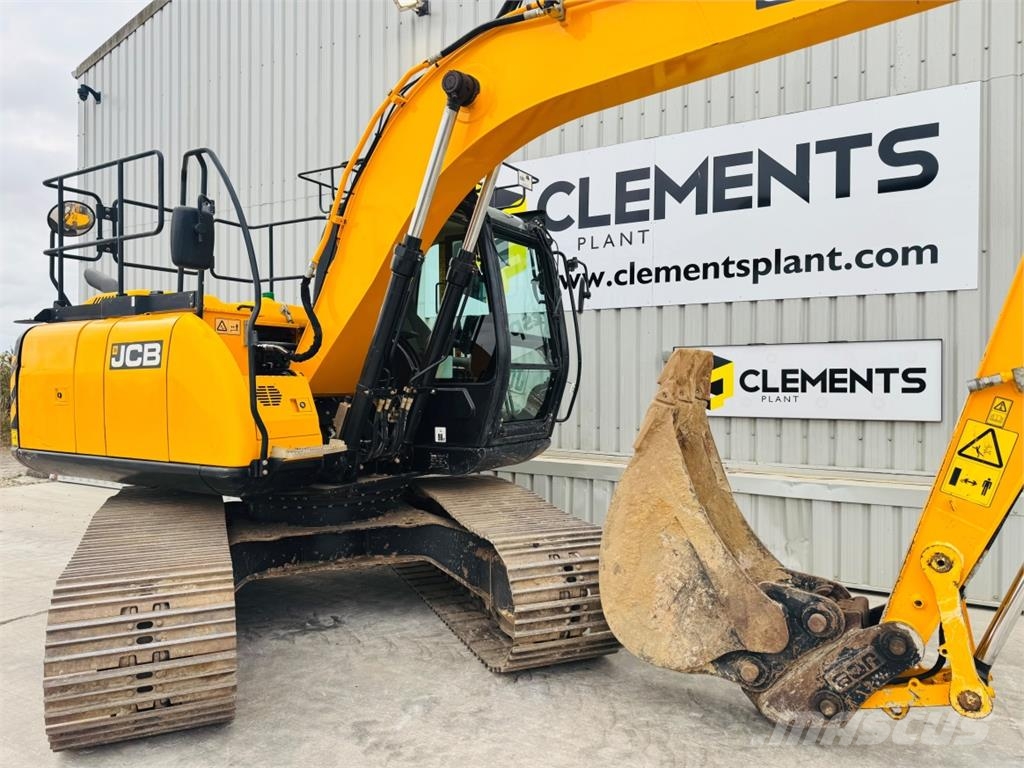 JCB JS131LC Paletli ekskavatörler