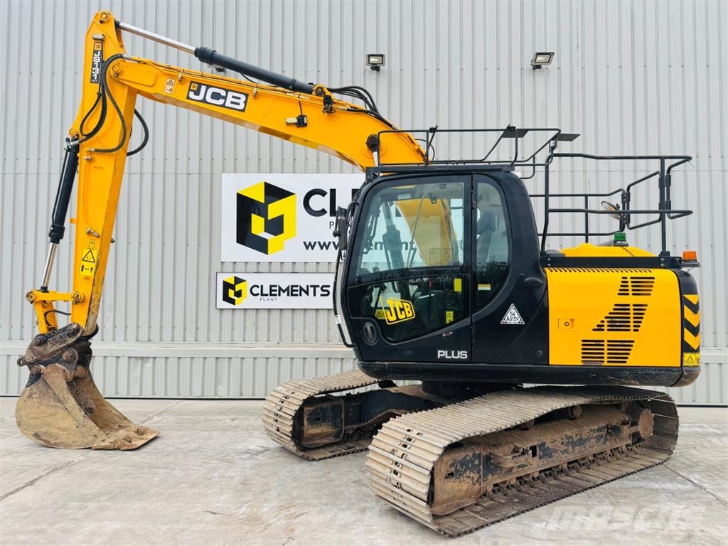 JCB JS131LC Paletli ekskavatörler