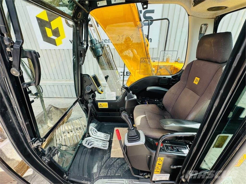 JCB JS145LC Escavatori cingolati