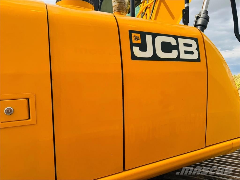 JCB JS145LC Escavatori cingolati