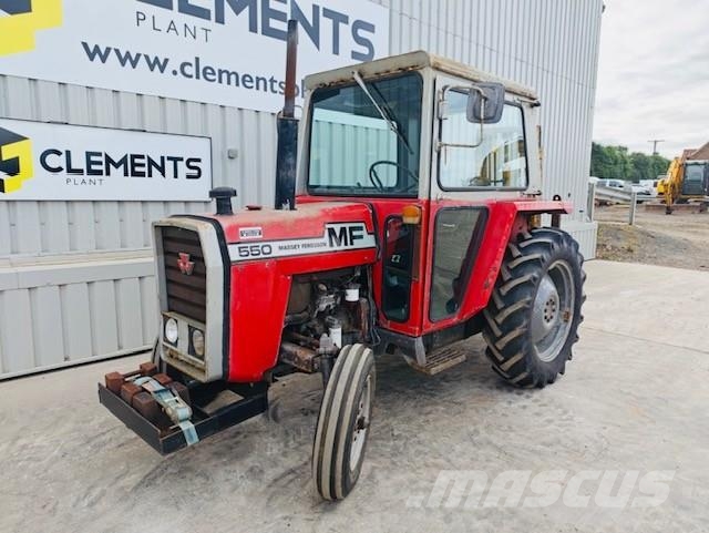 Massey Ferguson 550 Traktori