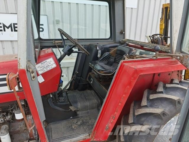 Massey Ferguson 550 Traktori