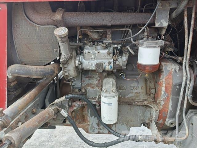Massey Ferguson 550 Traktori