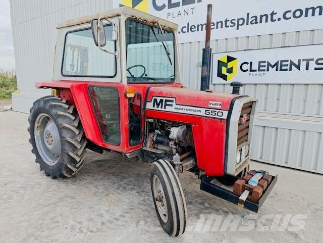 Massey Ferguson 550 Traktori