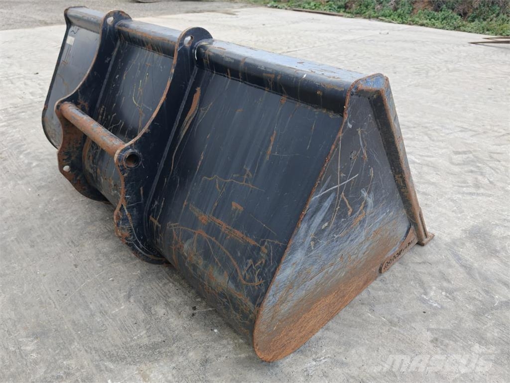 Strimech Manitou Bucket Kašike / Korpe