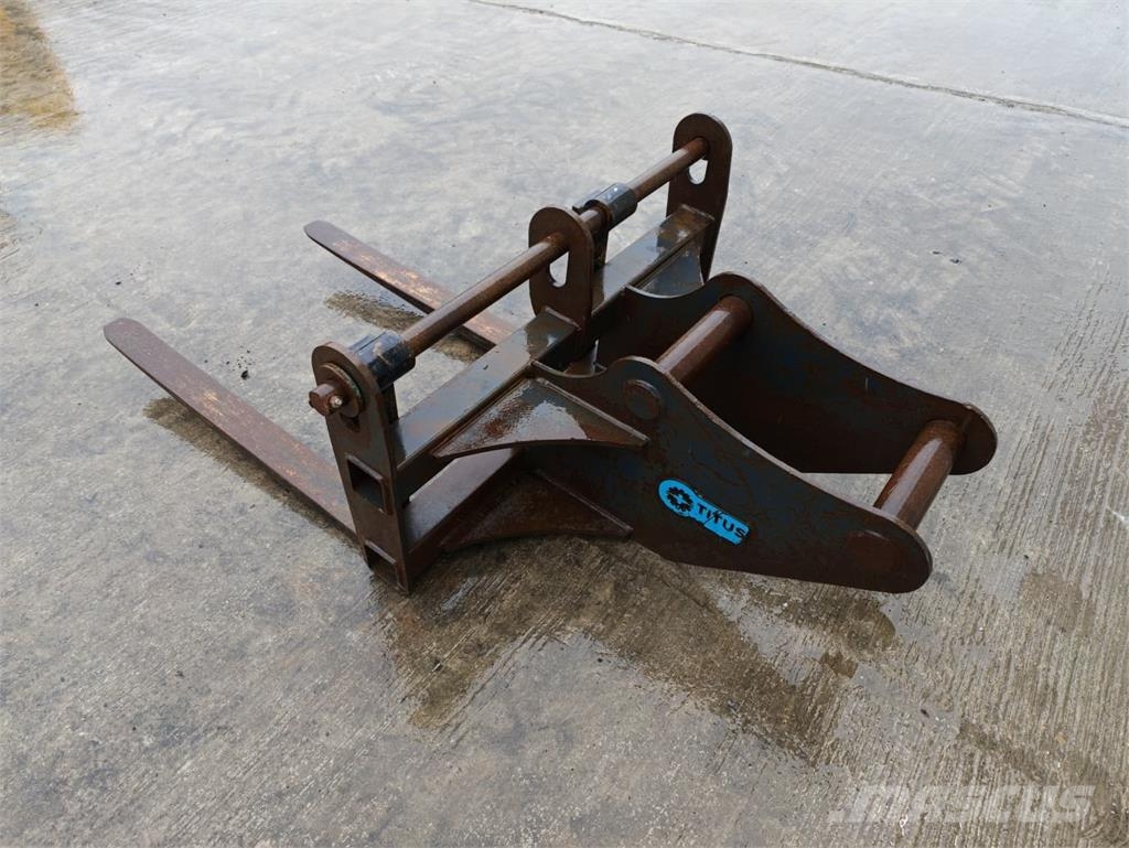 Titus Excavator Forks Entreprenør - Andet