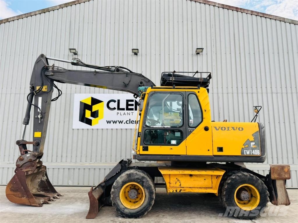 Volvo EW140B Paletli ekskavatörler