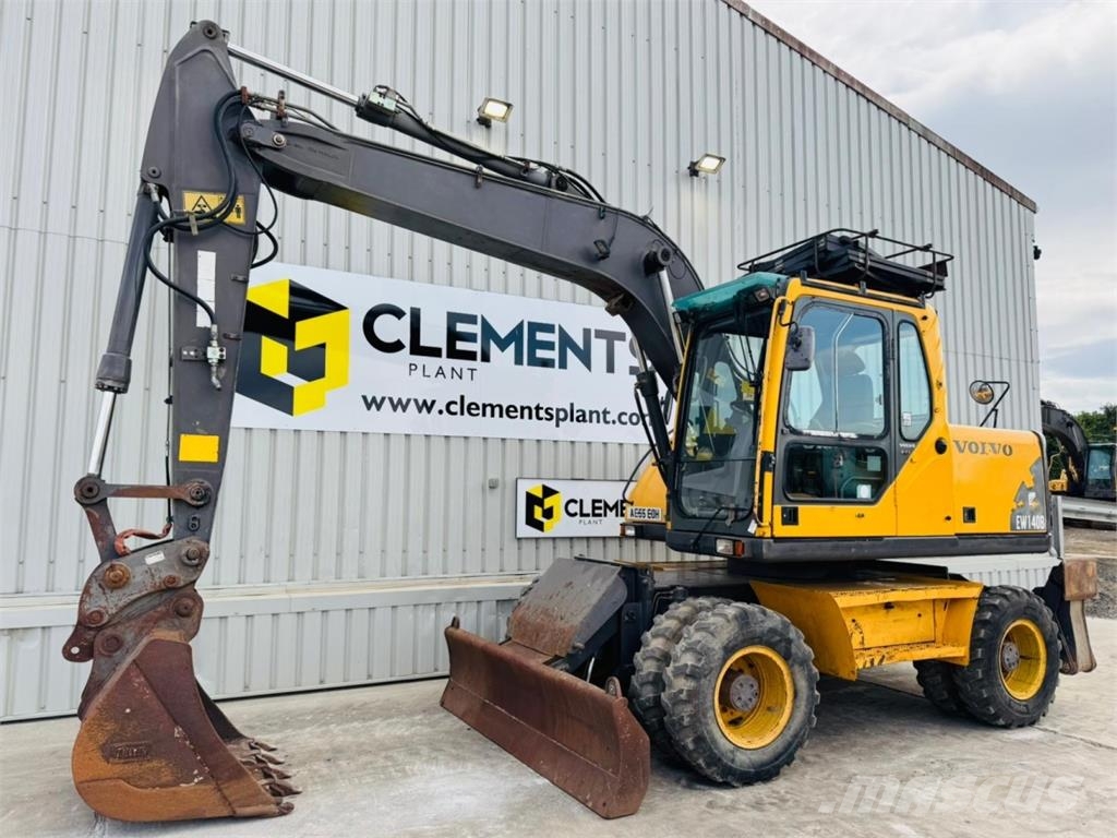 Volvo EW140B Paletli ekskavatörler