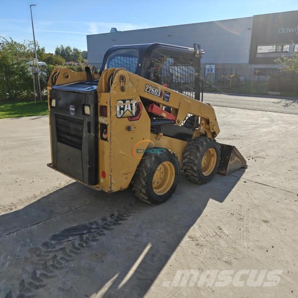 CAT 226D3 لوادر بعجل