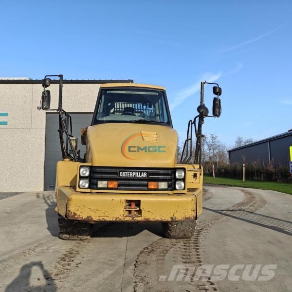 CAT 725 Карьерные самосвалы