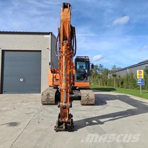Doosan DX235LCR-7 Excavadoras de ruedas