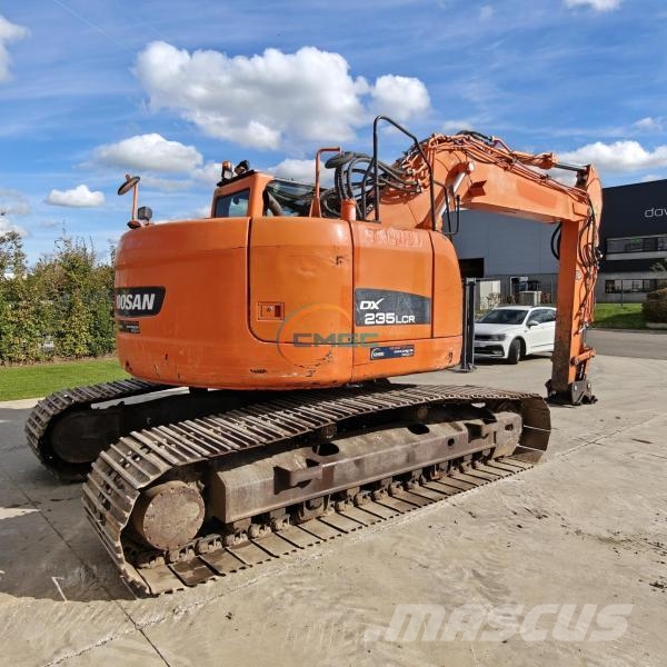 Doosan DX235LCR-7 Excavadoras de ruedas