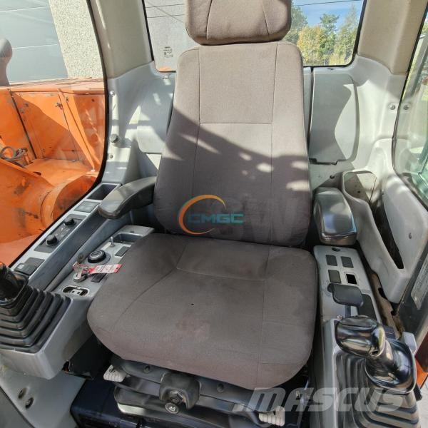 Doosan DX235LCR-7 Excavadoras de ruedas