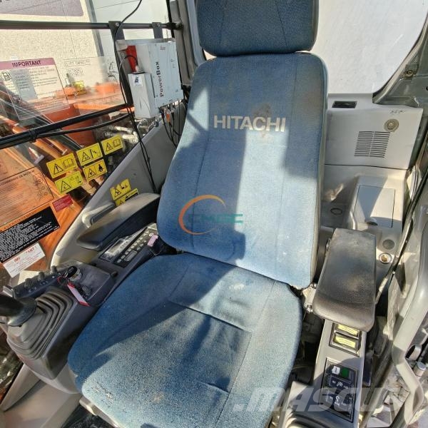 Hitachi ZX180LC حفارات بعجل