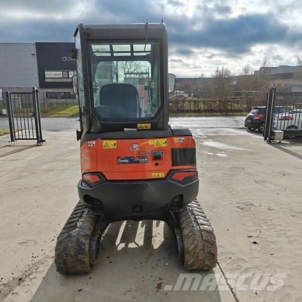 Kubota U27-4 Excavadoras de ruedas