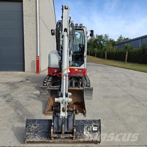 Takeuchi TB335R Wielgraafmachines