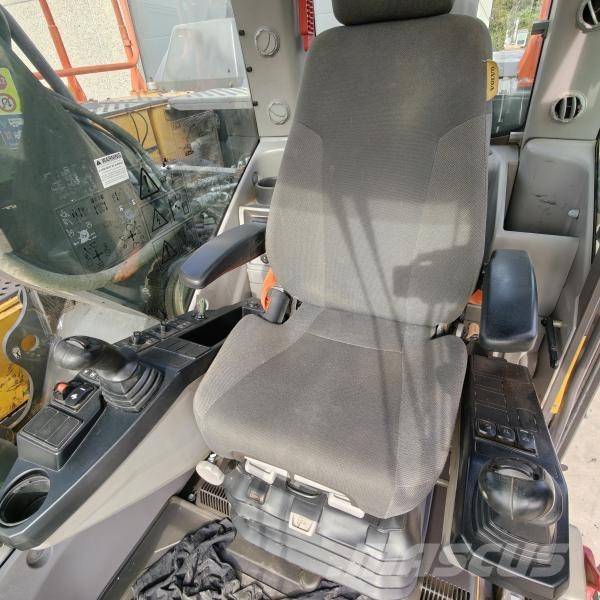 Volvo EC220 EF Wielgraafmachines