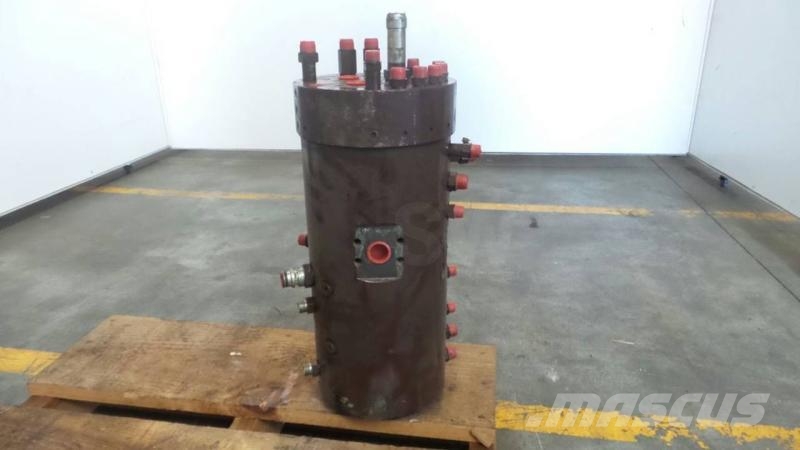 CASE 1088 Ostale komponente
