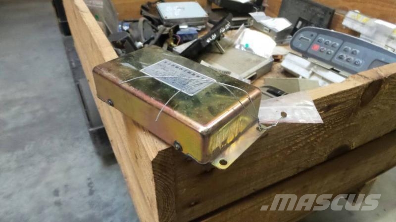 CASE CX130 Інше обладнання